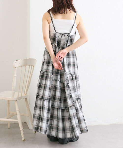 w closet（ダブルクローゼット）の「タックティアードキャミワンピース（ワンピース・レディース・ピンク/ブラック系その他/ブラック/レッド/オフホワイト・FREE）」の22枚目の写真