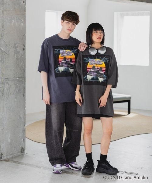 PAGEBOY（ページボーイ）の「【PBLIM×BACK TO THE FUTURE】タイムマシーンTシャツ（Tシャツ/カットソー・レディース・ネイビー/チャコールグレー・FREE）」の3枚目の写真