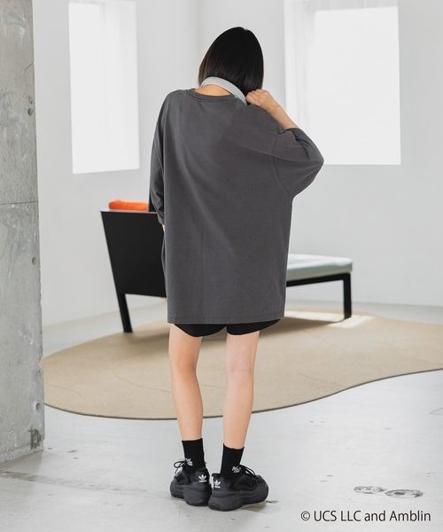 PAGEBOY（ページボーイ）の「【PBLIM×BACK TO THE FUTURE】タイムマシーンTシャツ（Tシャツ/カットソー・レディース・ネイビー/チャコールグレー・FREE）」の6枚目の写真