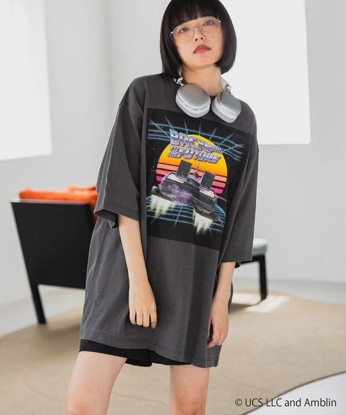 PAGEBOY（ページボーイ）の「【PBLIM×BACK TO THE FUTURE】タイムマシーンTシャツ（Tシャツ/カットソー・レディース・ネイビー/チャコールグレー・FREE）」の7枚目の写真