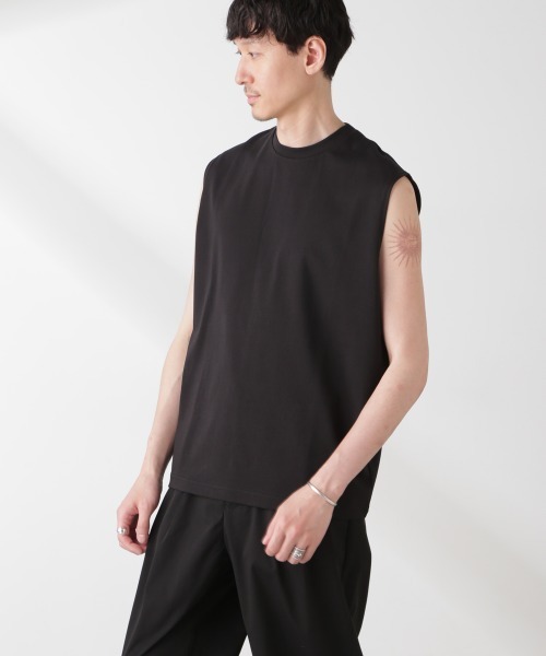 NANO universe（ナノユニバース）の「クールタッチ プレーティング天竺 ノースリーブ（タンクトップ・メンズ・ホワイト/ブラック・M/L）」の11枚目の写真