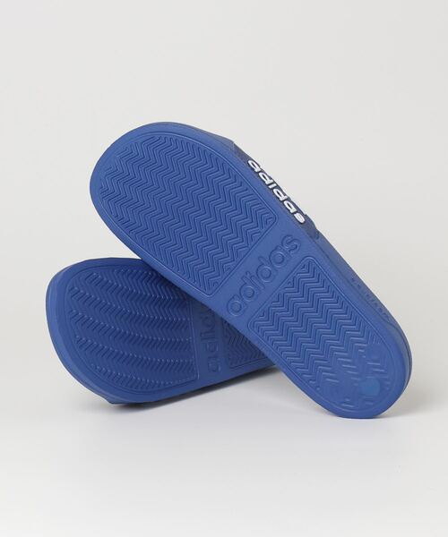 adidas(アディダス)の「アディダス adidas アディレッタ シャワー サンダル(サンダル・メンズ・ブルー・25.5cm/26.5cm/27.5cm/28.5cm)」の3枚目の写真
