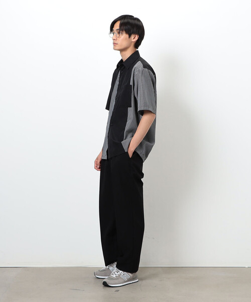 COMME CA ISM（コムサイズム）の「タイプライター×ストライプ コンビ半袖シャツ（シャツ/ブラウス・メンズ・ホワイト/ブラック・MEDIUM/LARGE）」の8枚目の写真