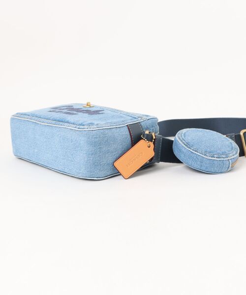 未使用級　コーチ　ショルダーバッグ　カメラバッグ　3層　メタリックブルー　青 COACH（コーチ）の「【コーチ】カメラ バッグ（ショルダーバッグ