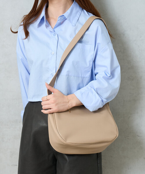 BIRTHDAY BAR（バースデイバー）の「フェイクレザーワンショルダーバッグ（トートバッグ・レディース・ブラック/サンドベージュ・0）」の11枚目の写真