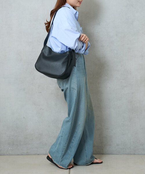 BIRTHDAY BAR（バースデイバー）の「フェイクレザーワンショルダーバッグ（トートバッグ・レディース・ブラック/サンドベージュ・0）」の2枚目の写真