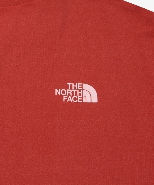 THE NORTH FACE(ザノースフェイス)の「国内未発売 THE NORTH FACE(ザ・ノースフェイス)/ワンポイントロゴ クルーネック 半袖 Tシャツ/MINI LOGO DYED S/S R/TEE(Tシャツ/カットソー・レディース・ブルー/グレー/コーラルピンク・XL/XXL/L/M/S)」の17枚目の写真