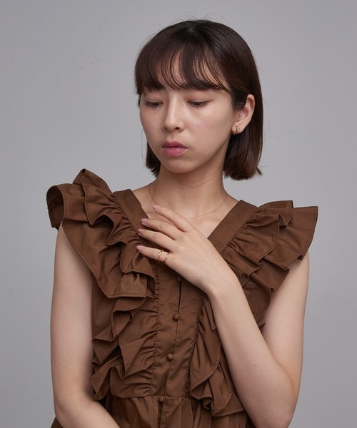 MAISON BREEZE(メゾンブリーズ)の「【MAISON BREEZE】イヤリング スラッシュストーン クリップタイプ イーズイヤリング ニッケルフリー OSWY(イヤリング・レディース・シルバー/ゴールド/ピンク・FREE)」の8枚目の写真