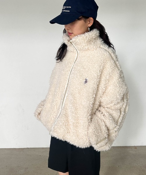 U.S. POLO ASSN.(ユーエスポロアッスン)の「RANAN/solleim別注【U.S.POLO ASSN.】刺繍ボアブルゾン(ブルゾン・レディース・アイボリー/ブラック・M/L/LL)」の3枚目の写真