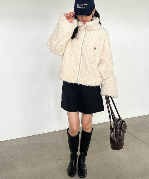 U.S. POLO ASSN.(ユーエスポロアッスン)の「RANAN/solleim別注【U.S.POLO ASSN.】刺繍ボアブルゾン(ブルゾン・レディース・アイボリー/ブラック・M/L/LL)」の5枚目の写真