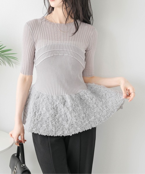 AMELY(エミリー)の「異素材切替えシアーニット(ニット/セーター・レディース・グレー/ピンク/ベージュ・フリー)」の2枚目の写真