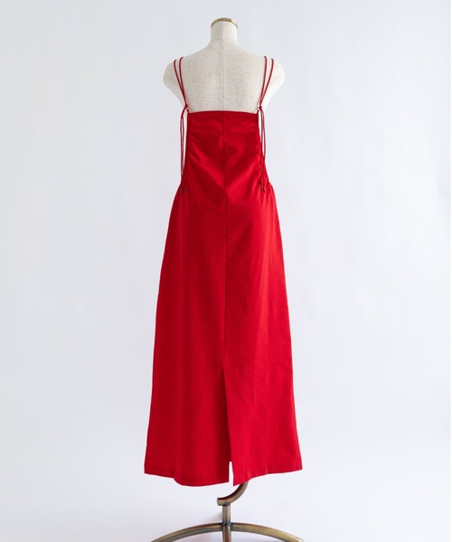 EN NEUME(エンノイム)の「Water-Repellent Light Seersucker Cami Dress(ワンピース・レディース・ブラウン/ブラック/レッド・FREE)」の15枚目の写真