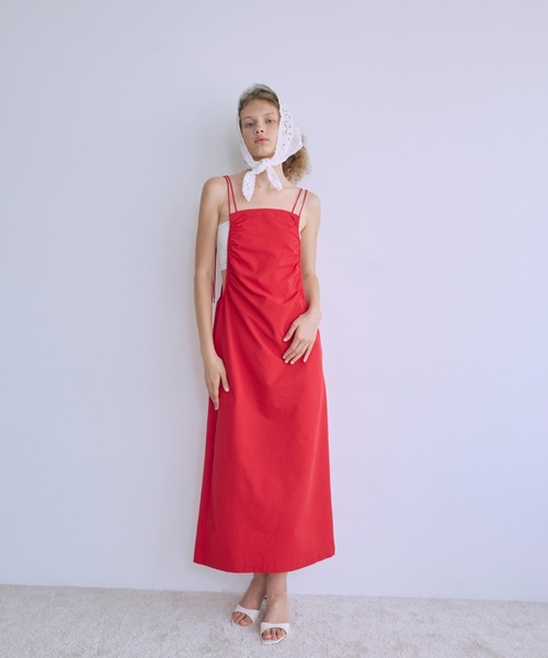EN NEUME(エンノイム)の「Water-Repellent Light Seersucker Cami Dress(ワンピース・レディース・ブラウン/ブラック/レッド・FREE)」の6枚目の写真