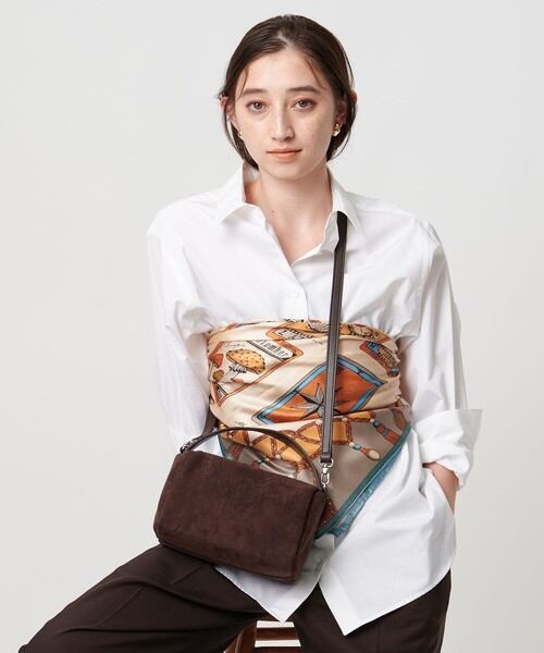 UNITED ARROWS(ユナイテッドアローズ)の「コンビ キューブ ショルダーバッグ(ショルダーバッグ・レディース・ブラウン/ダークブラウン・FREE)」の5枚目の写真