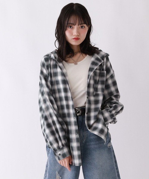 repipi armario（レピピ アルマリオ）の「オンブレチェックルーズシャツ（シャツ/ブラウス・キッズ・ブルー/ピンク/ブラック・SMALL/MEDIUM/LARGE）」の16枚目の写真