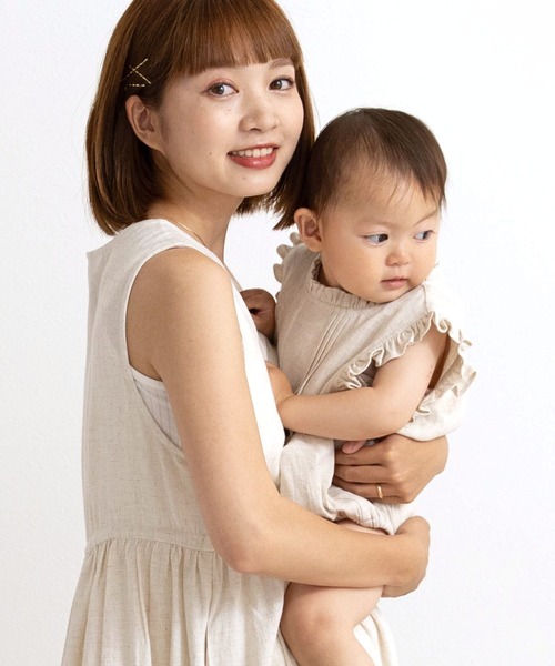 SweetMommy(スウィートマミー)の「ナチュラル リネン フリル カバーオール (ノースリーブ)(ロンパース・キッズ・アイボリー・90/80/70)」の7枚目の写真