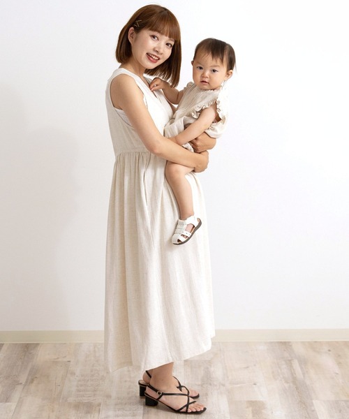 SweetMommy(スウィートマミー)の「ナチュラル リネン フリル カバーオール (ノースリーブ)(ロンパース・キッズ・アイボリー・90/80/70)」の13枚目の写真