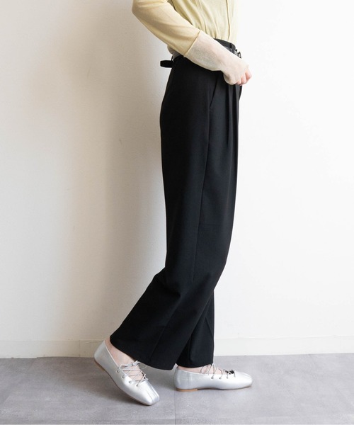 Fabby fabby（ファビィーファビィー）の「スクエアーレースアップバレーシューズ（バレエシューズ・レディース・ブラック/ブラウン系その他/ブラック系その他/シルバー/キャメル・MEDIUM/LARGE/SMALL）」の7枚目の写真