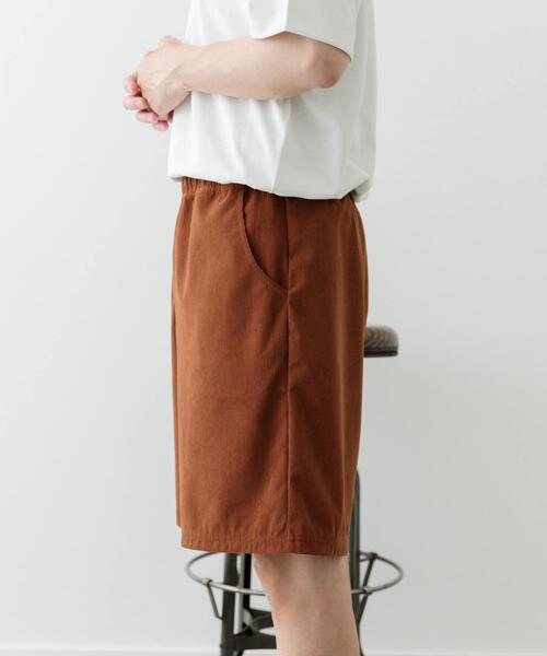 ITEMS URBANRESEARCH(アイテムズ アーバンリサーチ)の「サマーコーデュロイイージーショーツ(その他パンツ・メンズ・ベージュ/チャコールグレー/ブルー/ブラウン・LARGE/MEDIUM)」の5枚目の写真