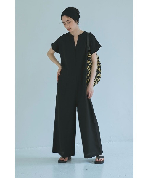 marjour(マージュール)の「EFFORTLESS AIRY WIDE JUMPSUIT(サロペット/オーバーオール・レディース・ブラック/ブラウン・M)」の13枚目の写真