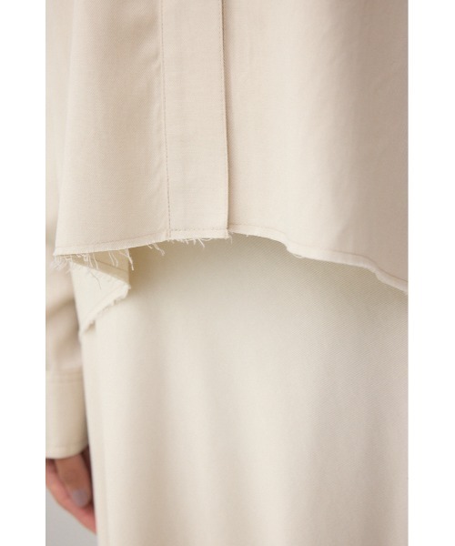 AZUL by moussy（アズールバイマウジー）の「ラウンドヘムルーズシャツ（シャツ/ブラウス・レディース・ブラウン/ブラック/グレイッシュベージュ・FREE）」の15枚目の写真