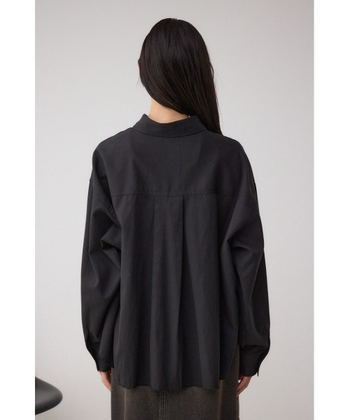 AZUL by moussy（アズールバイマウジー）の「ラウンドヘムルーズシャツ（シャツ/ブラウス・レディース・ブラウン/ブラック/グレイッシュベージュ・FREE）」の21枚目の写真