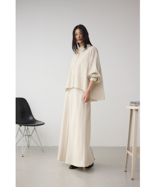 AZUL by moussy（アズールバイマウジー）の「ラウンドヘムルーズシャツ（シャツ/ブラウス・レディース・ブラウン/ブラック/グレイッシュベージュ・FREE）」の7枚目の写真