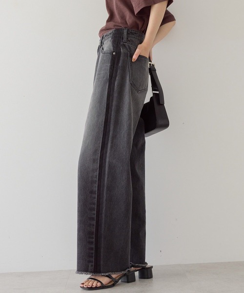 AMERICAN HOLIC（アメリカンホリック）の「サイドラインデニム（デニムパンツ・レディース・グレー/ライトインディゴブルー・L/S/M）」の2枚目の写真