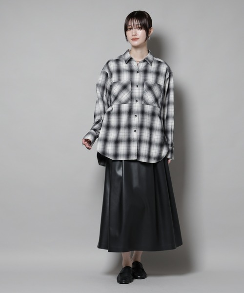 upperhights(アッパーハイツ)の「upper hights/ANNA(スカート・レディース・ブラック・1/2)」の2枚目の写真