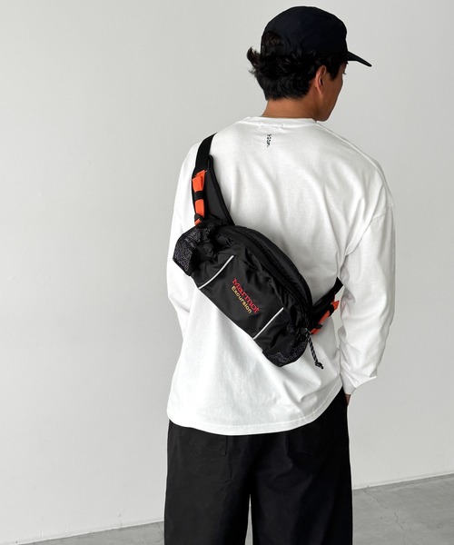 CANAL JEAN（キャナルジーン）の「Marmot　Excursion ウエストバッグ（ボディバッグ/ウエストポーチ・レディース・ブラック・ONE SIZE）」の6枚目の写真
