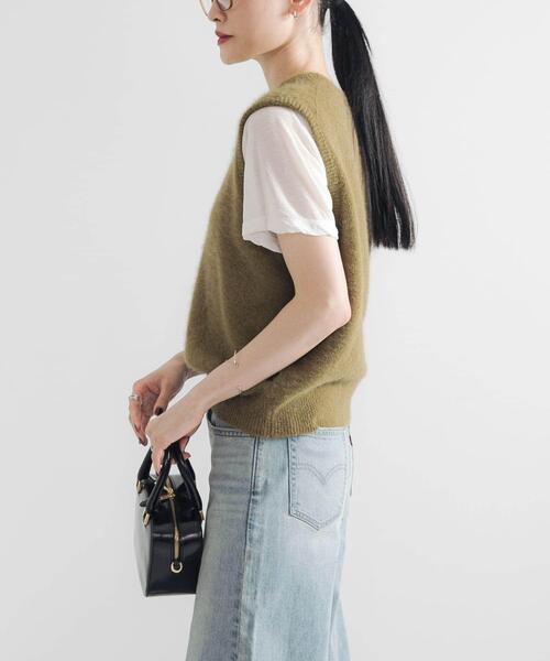 URBAN RESEARCH（アーバンリサーチ）の「FOX/CASHMEREクルーネックベスト（ベスト・レディース・ネイビー/カーキ/オフホワイト・FREE）」の14枚目の写真