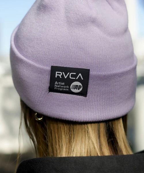 RVCA（ルーカ）の「【RVCA/ルーカ】24AW DOUBLE FACE BEANIE/ワンポイントロゴニットキャップ・ビーニー（ニットキャップ/ビーニー・メンズ・ブラック/ブラウン/オフホワイト/プラム/ライラック・FREE）」の2枚目の写真