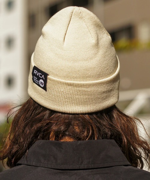 RVCA（ルーカ）の「【RVCA/ルーカ】24AW DOUBLE FACE BEANIE/ワンポイントロゴニットキャップ・ビーニー（ニットキャップ/ビーニー・メンズ・ブラック/ブラウン/オフホワイト/プラム/ライラック・FREE）」の3枚目の写真