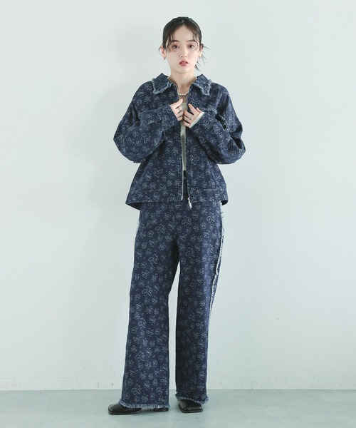 RAGEBLUE（レイジブルー）の「フラワー柄フリンジデニムパンツ/セットアップ対応（デニムパンツ・レディース・ネイビー・FREE）」の3枚目の写真