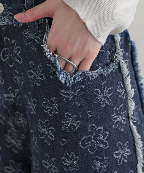 RAGEBLUE（レイジブルー）の「フラワー柄フリンジデニムパンツ/セットアップ対応（デニムパンツ・レディース・ネイビー・FREE）」の12枚目の写真