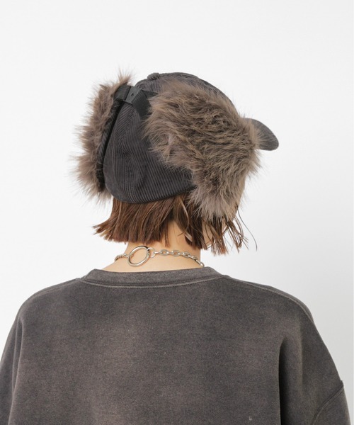 RNA（アールエヌエー）の「E5179 コーデュロイイヤーフラップCAP（キャップ・レディース・ブラウン/ピンク/スミクロ・FREE）」の19枚目の写真