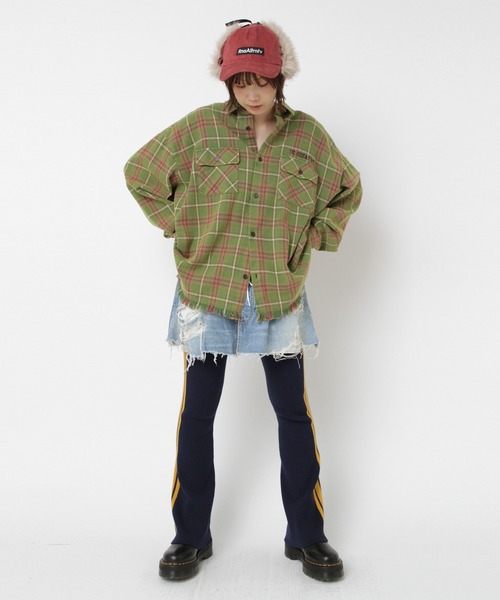 RNA（アールエヌエー）の「E5179 コーデュロイイヤーフラップCAP（キャップ・レディース・ブラウン/ピンク/スミクロ・FREE）」の9枚目の写真