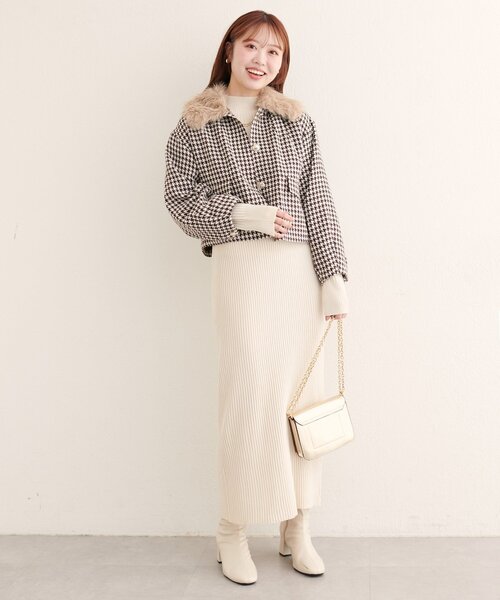 natural couture（ナチュラルクチュール）の「ファー衿付きショート丈ジャケット（その他アウター・レディース・その他1/ブラック/オフホワイト/ブラウン・FREE）」の11枚目の写真