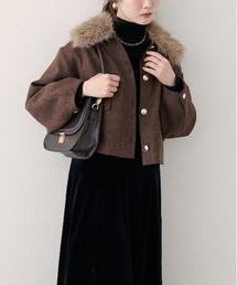 natural couture(ナチュラルクチュール)のファー衿付きショート丈ジャケット(その他アウター)