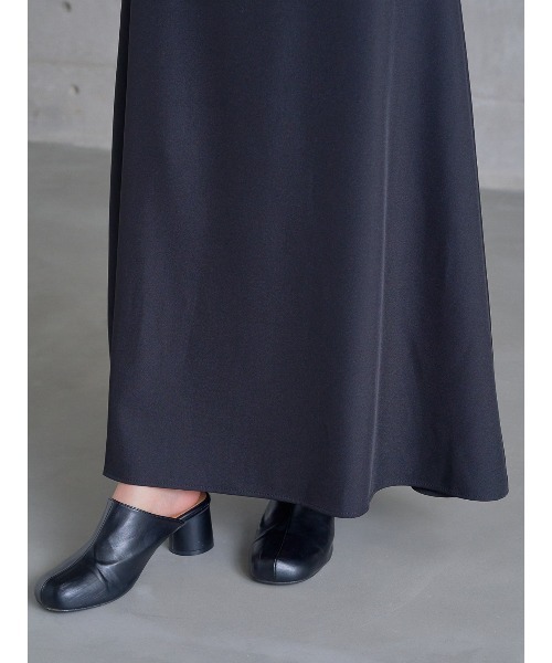attiree(アティレー)の「Aラインフレアスカート(スカート・レディース・チャコールグレー/ブラック・SMALL/MEDIUM/LARGE/X-LARGE)」の13枚目の写真