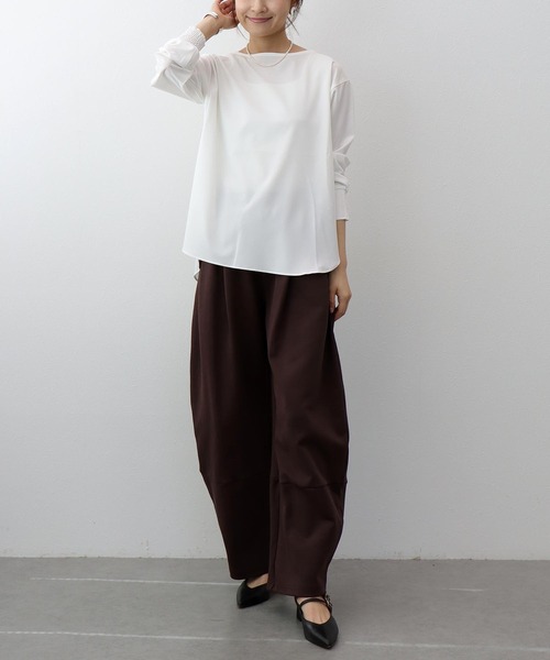 Jines(ジネス)の「シャーリングカフスブラウウス(シャツ/ブラウス・レディース・ブラック/ホワイト・38)」の17枚目の写真
