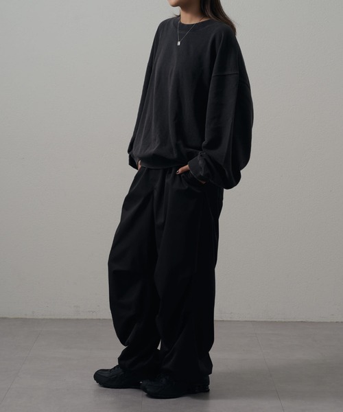 Lui's（ルイス）の「<Lui's ONE>スノーウォッシュクルーネックスウェットプルオーバー（スウェット・メンズ・チャコールグレー/ブラック・S/M）」の17枚目の写真