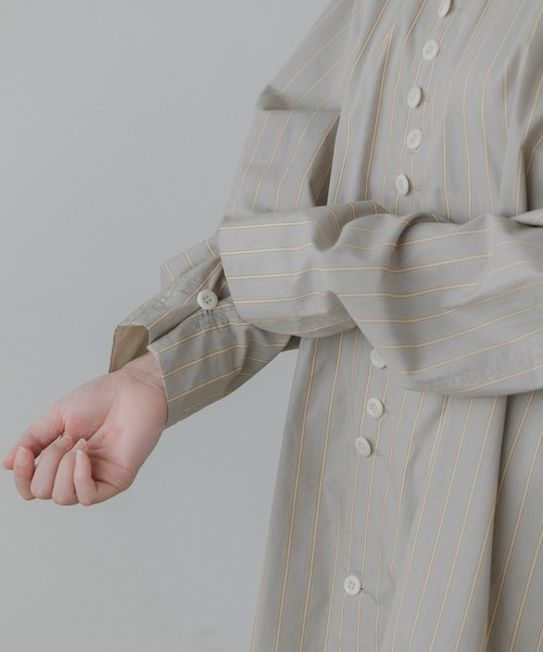 Garance et VioLette(ギャランスエトヴィオレット)の「Garance et VioLette/ギャランスエトヴィオレット ロングストライプシャツ(シャツ/ブラウス・レディース・グレー/ブルー・FREE)」の22枚目の写真