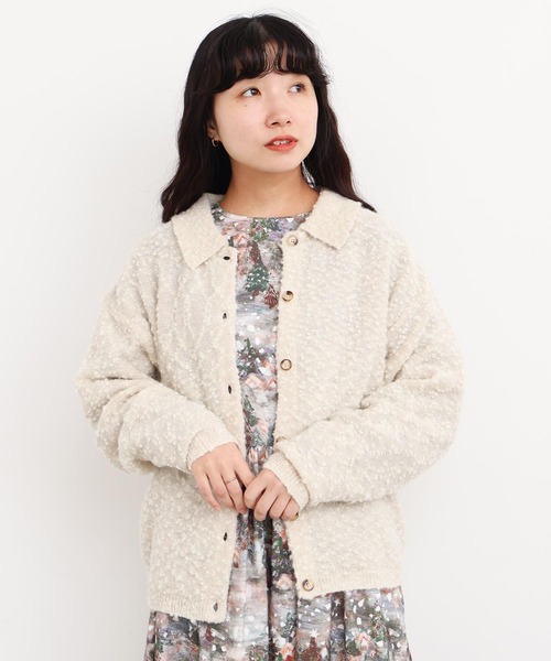 l'atelier du savon(アトリエドサボン)の「きらっとしたニット 襟付きカーディガン(カーディガン/ボレロ・レディース・ピンク/グリーン/オフホワイト・FREE)」の1枚目の写真