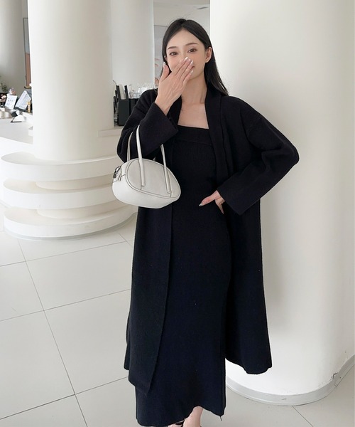 Jasmine Grandiflorum(ジャスミングランディフローラム)の「【Jasmine】ニットチューブワンピース+ロングカーディガン(セットアップ・レディース・ブラック/グレー・FREE)」の4枚目の写真