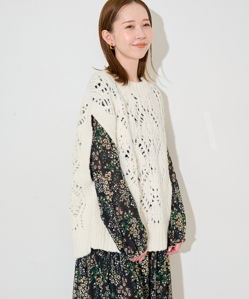 SLOBE IENA（スローブイエナ）の「ガラアミニットベスト（ベスト・レディース・アイボリー/ネイビー・FREE）」の2枚目の写真