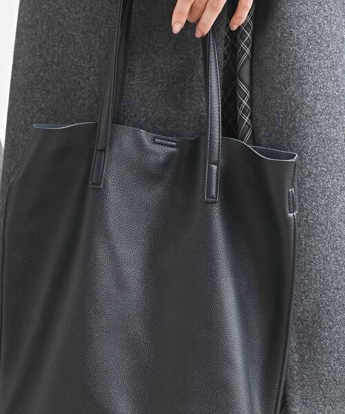 rps(アールピーエス)の「フェイクレザーショルダーBAG(ショルダーバッグ・レディース・アイボリー/ブラック/ボルドー/ブラウン/モカ・フリー)」の15枚目の写真