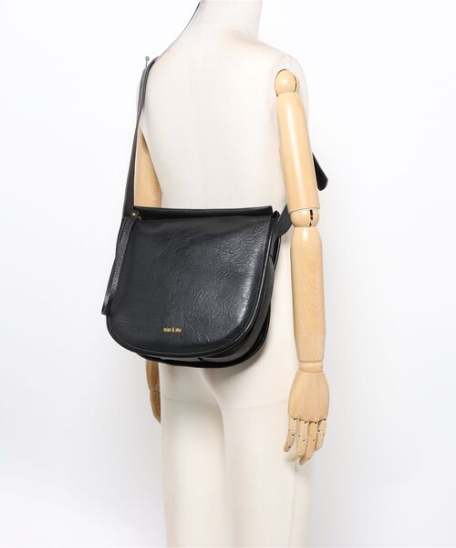 florist(フローリスト)の「2WAY/3WAY ヴィンテージレザー調ラウンドショルダーバッグ(ショルダーバッグ・レディース・アッシュブラウン/モカ/ブラック・FREE)」の9枚目の写真