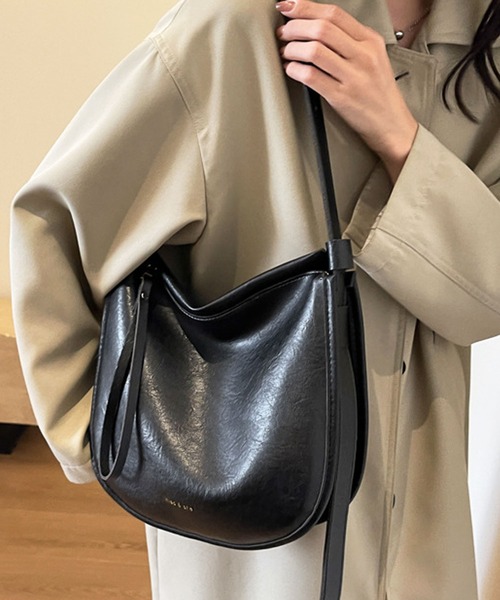 florist(フローリスト)の「2WAY/3WAY ヴィンテージレザー調ラウンドショルダーバッグ(ショルダーバッグ・レディース・アッシュブラウン/モカ/ブラック・FREE)」の10枚目の写真