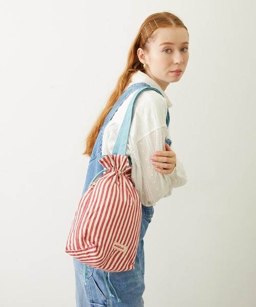 MILKFED.(ミルクフェド)の「STRIPED TOTE BAG(トートバッグ・レディース・ライトブルー/ブラック/レッド・ONE SIZE)」の4枚目の写真